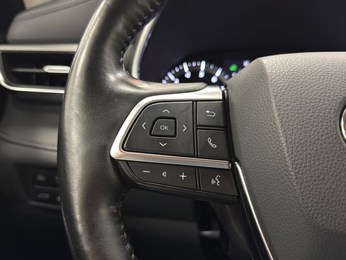 Used 2021 Toyota Highlander Platinum AWD/4WD image 22