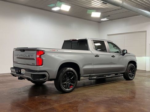 Used 2025 Chevrolet Silverado 1500 RST w/ Redline Edition AWD/4WD image 24