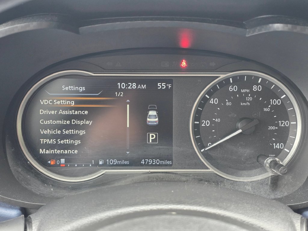 Used 2024 Nissan Versa SV FWD image 15