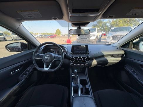 Used 2020 Nissan Sentra SV FWD image 25