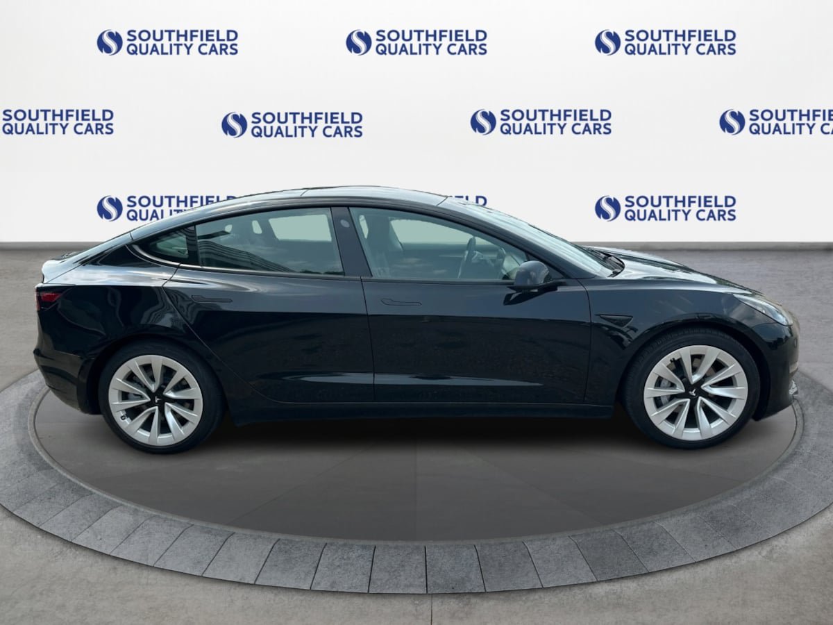 Used 2022 Tesla Model 3 Long Range AWD/4WD image 8