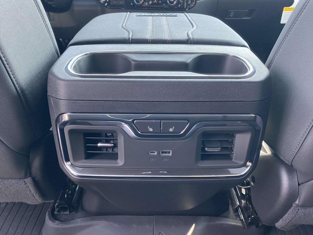 New 2026 Chevrolet Silverado 2500 High Country w/ Z71 Off-Road Package AWD/4WD image 12