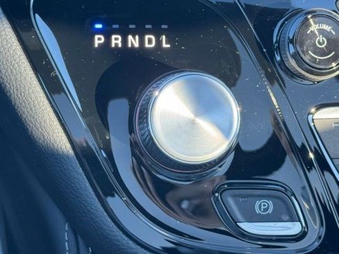 New 2026 Chrysler Pacifica Limited w/ S Appearance Package image 11