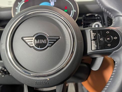 Used 2024 MINI Cooper S FWD image 35