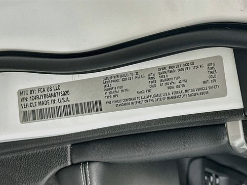 Used 2022 Jeep Grand Cherokee Limited 4xe AWD/4WD image 12
