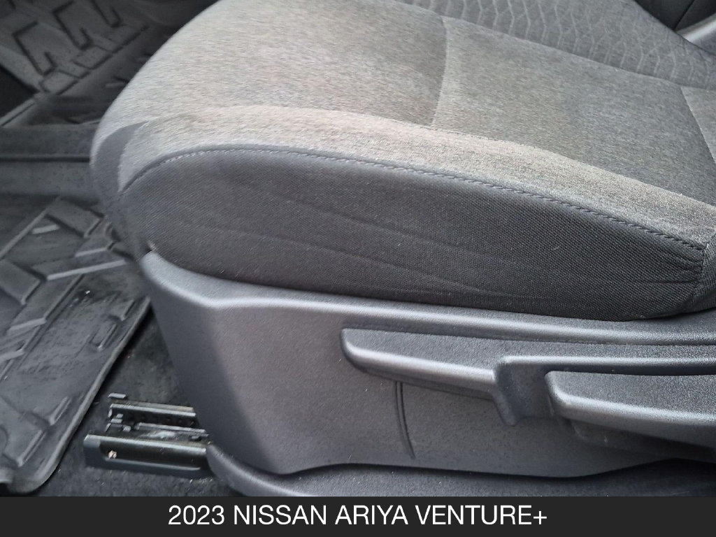 Used 2023 Nissan Ariya FWD image 15