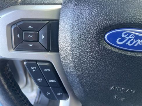 Used 2017 Ford F250 Lariat w/ Lariat Value Package image 33