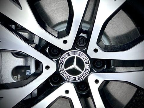 Certified 2026 Mercedes-Benz GLB 250 4MATIC image 15