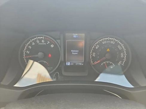 Used 2023 Toyota Tacoma SR image 17