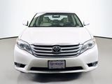 Used 2011 Toyota Avalon Limited image 2