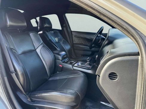 Used 2019 Dodge Charger SXT w/ Plus Group image 42