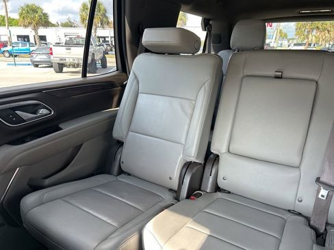 Used 2022 Chevrolet Tahoe Z71 AWD/4WD image 13