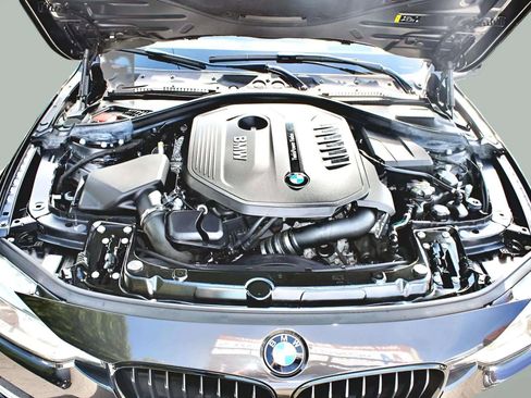 Used 2017 BMW 340i xDrive Sedan image 29