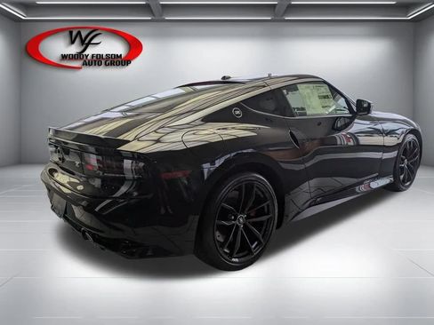 New 2026 Nissan Z Performance w/ Floor Mat Package RWD image 4