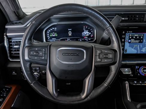 Used 2024 GMC Sierra 3500 Denali Ultimate AWD/4WD image 15