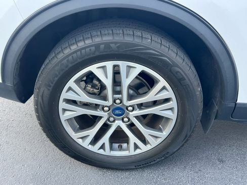 Certified 2021 Ford Escape SEL image 15