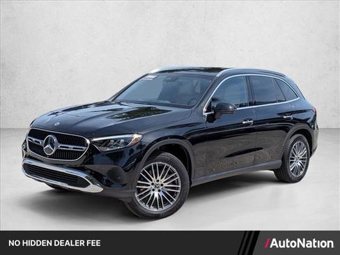 Certified 2026 Mercedes-Benz GLC 300 image 1