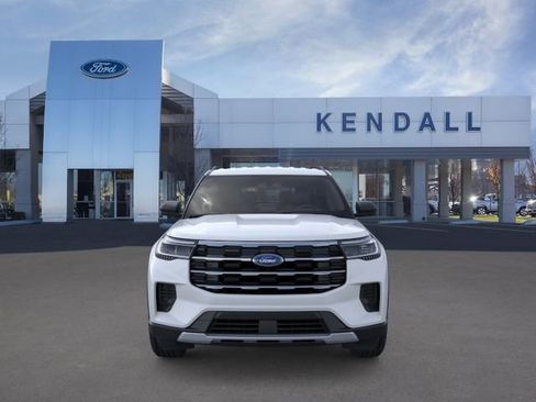 Used 2026 Ford Explorer Active AWD/4WD image 6