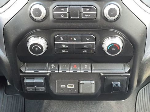 Used 2022 GMC Sierra 2500 SLE w/ X31 Off-Road Package image 34