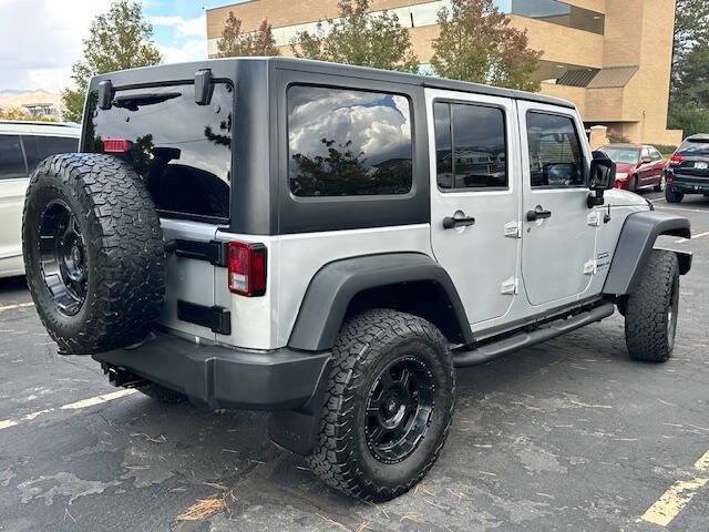 Used 2010 Jeep Wrangler Unlimited Sport AWD/4WD image 7