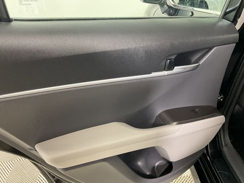 Certified 2023 Toyota Camry LE image 18