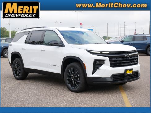 New 2026 Chevrolet Traverse LT w/ Midnight/Sport Edition image 1