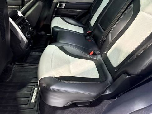 Used 2020 Land Rover Range Rover Sport SVR image 26