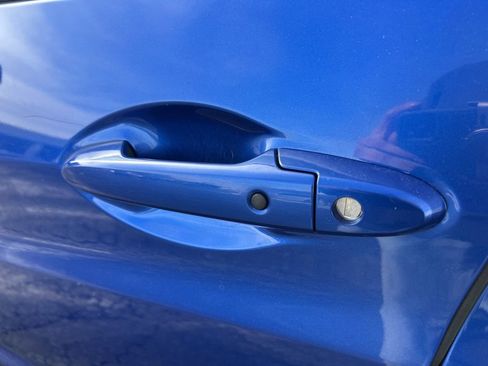 Used 2018 Honda HR-V EX-L image 14