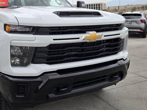 Certified 2025 Chevrolet Silverado 2500 Custom w/ Custom Value Package AWD/4WD image 8
