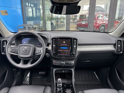 Used 2026 Volvo XC40 B5 Ultra w/ Climate Package AWD/4WD image 19