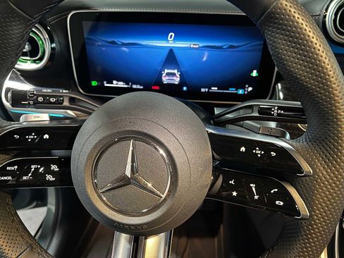 Certified 2025 Mercedes-Benz GLC 300 4MATIC image 26