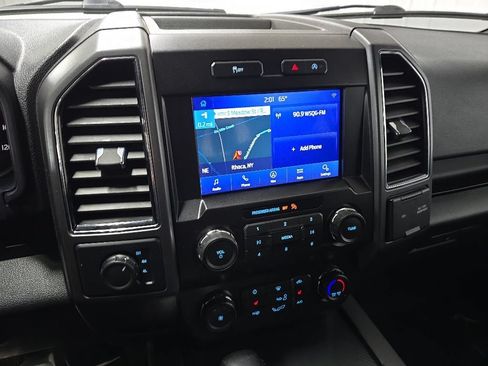 Used 2020 Ford F150 XLT w/ Equipment Group 302A Luxury AWD/4WD image 24