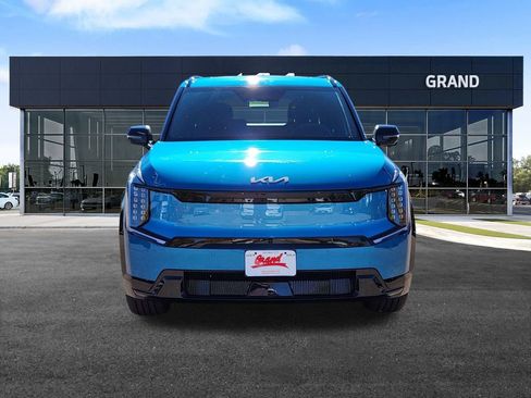 New 2026 Kia EV9 Land image 3