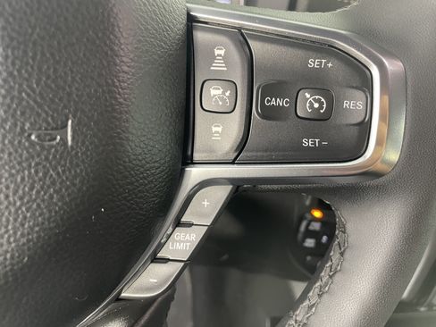 Certified 2025 RAM 1500 Laramie w/ Sport Appearance Package AWD/4WD image 15