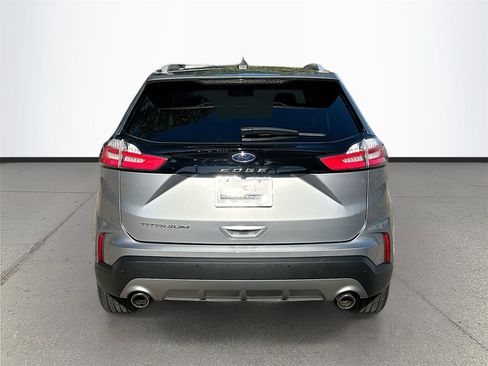 Used 2021 Ford Edge Titanium image 6