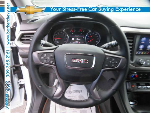 Used 2023 GMC Acadia AT4 w/ Preferred Package image 17