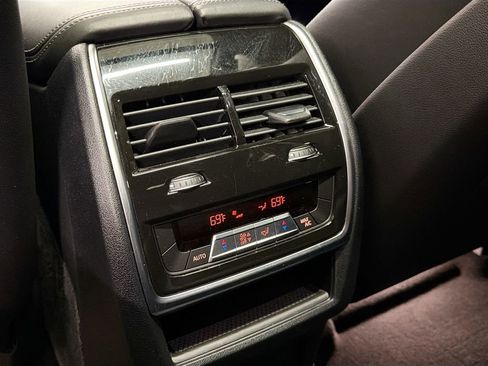 Used 2023 BMW X6 M50i AWD/4WD image 27