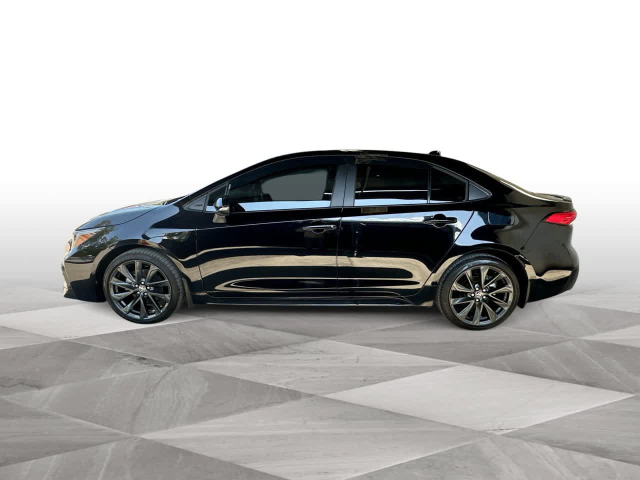 Used 2026 Toyota Corolla SE FWD image 5