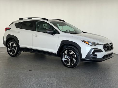 New 2026 Subaru Crosstrek 2.5i Limited w/ Crosstrek Mirror Package image 9