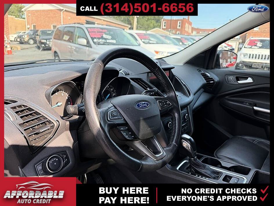 Used 2018 Ford Escape SEL AWD/4WD image 9