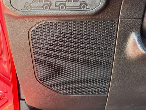 Used 2024 Jeep Wrangler Sport S image 21