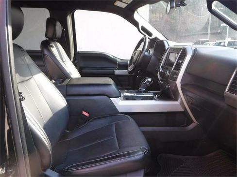 Used 2018 Ford F150 Lariat image 4