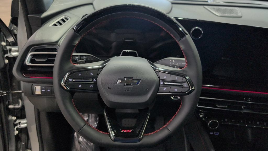New 2026 Chevrolet Traverse RS FWD image 10