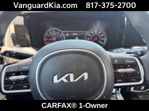 Certified 2023 Kia Sorento LX FWD image 24