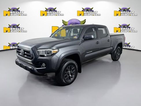 Used 2020 Toyota Tacoma TRD Sport AWD/4WD image 1
