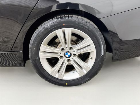 Used 2017 BMW 330i xDrive Sedan AWD/4WD image 27
