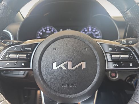 Certified 2023 Kia Forte GT-Line w/ GT-Line Premium Package FWD image 11