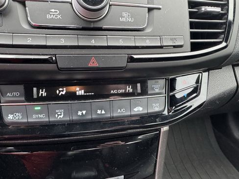 Certified 2017 Honda Accord Sport Special Edition image 19