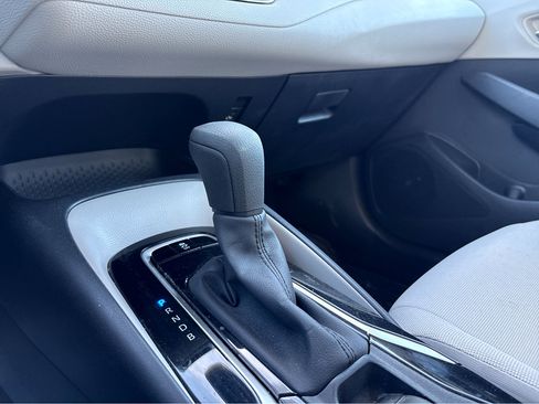 Used 2020 Toyota Corolla LE image 14