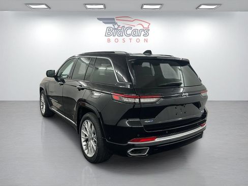 Used 2023 Jeep Grand Cherokee Summit AWD/4WD image 6